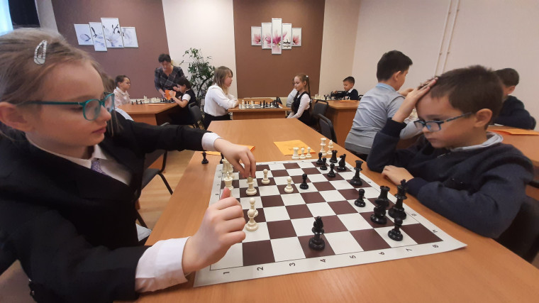 Шахматный турнир «За честь школы».