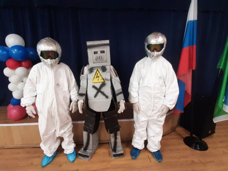 День космонавтики.